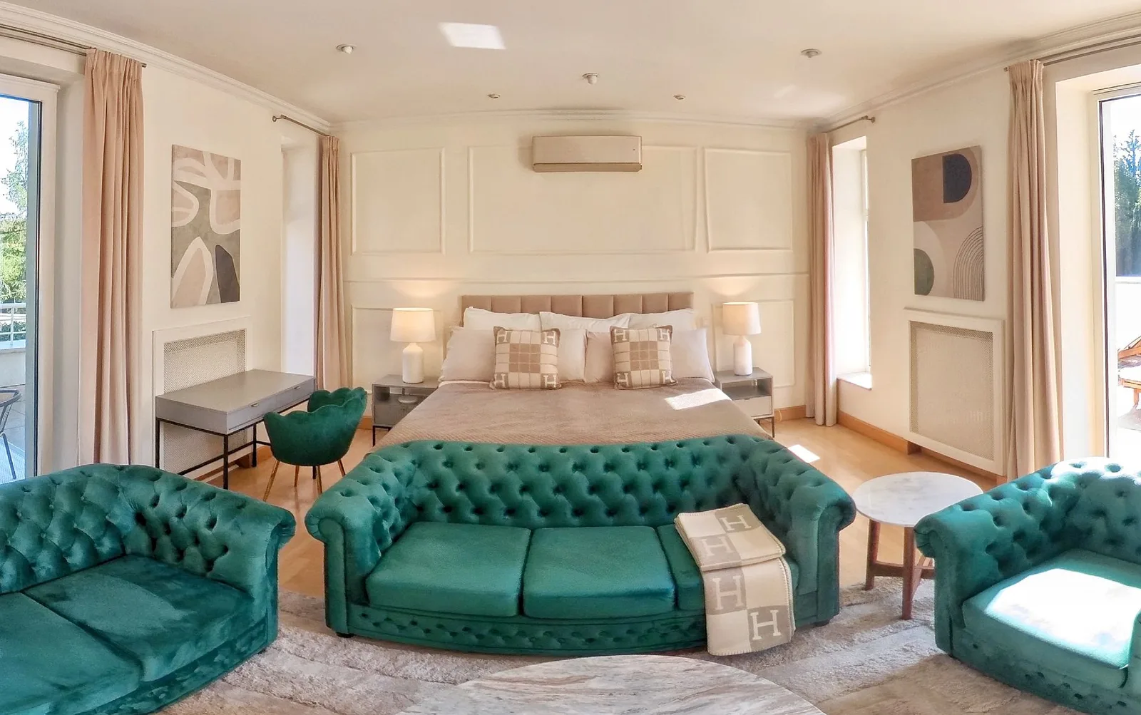 Suite of the highest standard